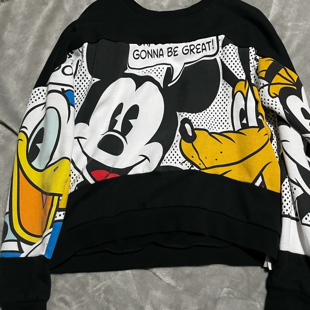 Disney Sweatshirt